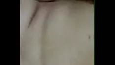 Riproduci Genere di registrazione video llamada con la esposa de mi t&i accento acuto;o