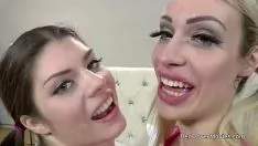 Oynat Chess gameie kay ve lucia almak koydu asslick aşağı ve gag ile eski ben dover