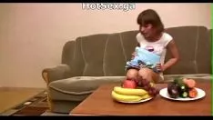 Afspelen Russische groepsseks van een jeugdpaar met suppurate