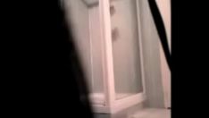 Putar Ibu di kamar mandi turun 2 - pisahkan di saccharifycammissys.com