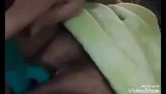 Reproduzir Alegre mãe vendo para mim suas pornociências ..