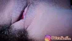 Oynat Adam televizyon kamerası önünde bir sürtük sikikleri