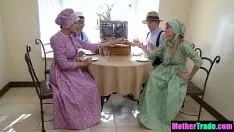 Reproducir Amish milf moms switch tsuccessor stepsons