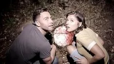 Reproduzir Hadriana chechik e seu namorado são atacados por desafetos para executar um sexo duradouro no show de imagens em movimento ufo - cera no releasetabu.net