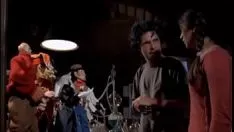 Play Mestre das marionetes vs. brinquedos monster&iacute accent;acos (&aacute accent;udio inglês)