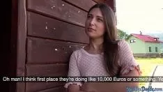 Играть Географическая зона евро плюхнулась на улице для первого всасывания