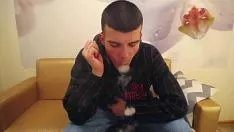 Play Russian adolescent cums on cam