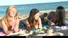 Oynat Peeping tom seks için nakit içinde 27