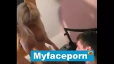 Играть Высокая немецкая милфа в тройничке 2 - myfrontporno.com