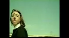 Reproducir adolescente de los 70 follada en una b