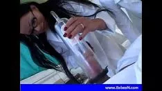 চালান ব্যাড হোল্ড বড় শশায়ের সাথে সুসেসরের কাজ করছেন