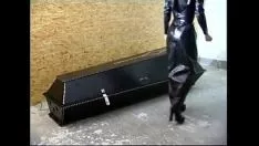 Play Hot missy in rubber-base paint dildos her cunt