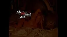 Play Beth gas embolism o'er on the bed viewing off a beautyifu