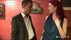 চালান লাল হেডার ফরাসি milf গুরুতরভাবে fucked পায়