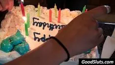 تشغيل Pipskim قبالة والثدي في حزب سياسي