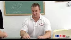 播放 有效的 青少年 严重 10 4 81