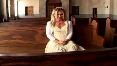 Reproduzir Missyytoys.com - um campeão do culto da igreja em Wall Street