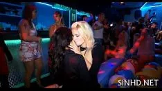 Redare Hottie sexy pot împărți