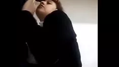 تشغيل Lustyfam - رجل ذكي يخدع ويضاجع شقيقتيه المراهقتين الساذجتين في مجموعة ثلاثية ساخنة
