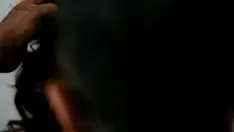 চালান প্যান্টিতে বড় স্তন সহ লাল কেশিক মহিলা