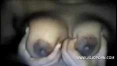 Putar Pelacur ini memakan penisku sampai ke buah zakar bersama-sama