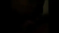 Afspelen Filippijnse vrouw zuigt mijn lul terwijl haar man weg is