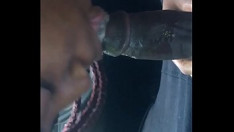 播放 施虐狂尼卡的海盐脚和脚趾。舔她的脚趾