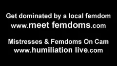 Riproduci Redhead Femdom schiaccia le palle di Sub in intensa scena BDSM POV