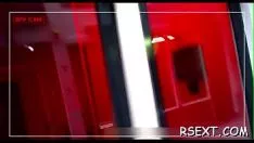 再生 価値のある化膿したfloozyは、子猫の訓練を受けた厳しくバーカーの称号を取得します
